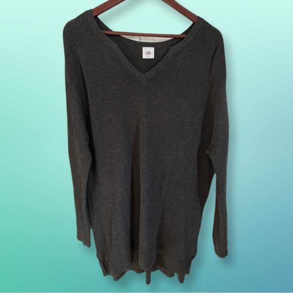 Cabi Dark Gray charcoal knit v-neck sweater - Picture 1 of 5